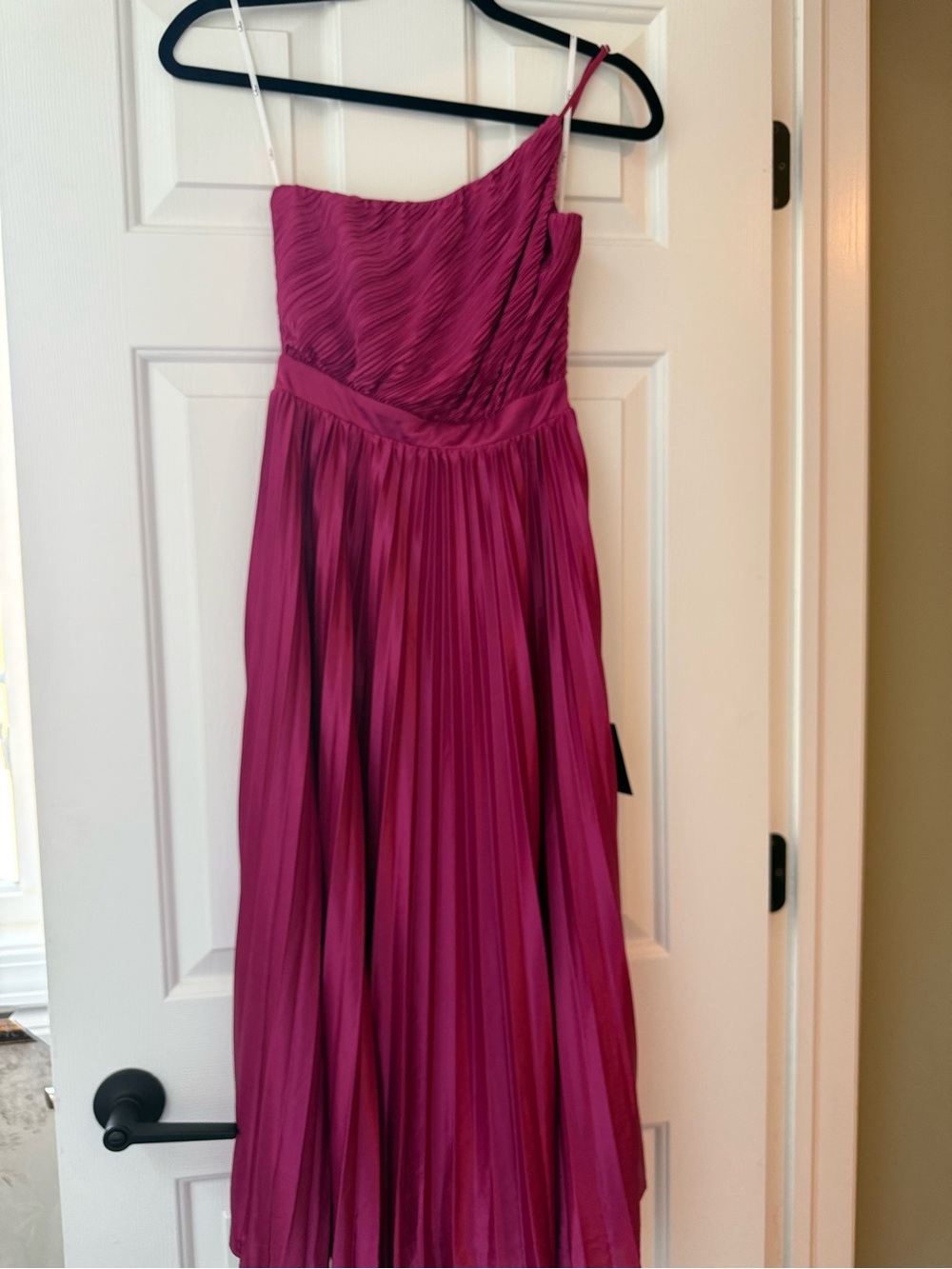 Lulu's One-Shoulder Pleated Dress